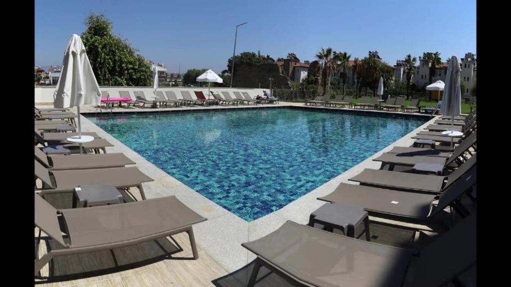 Side Square Hotel Экстерьер фото