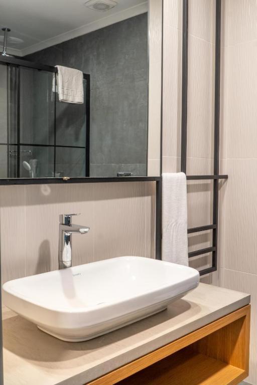 Side Square Hotel Экстерьер фото