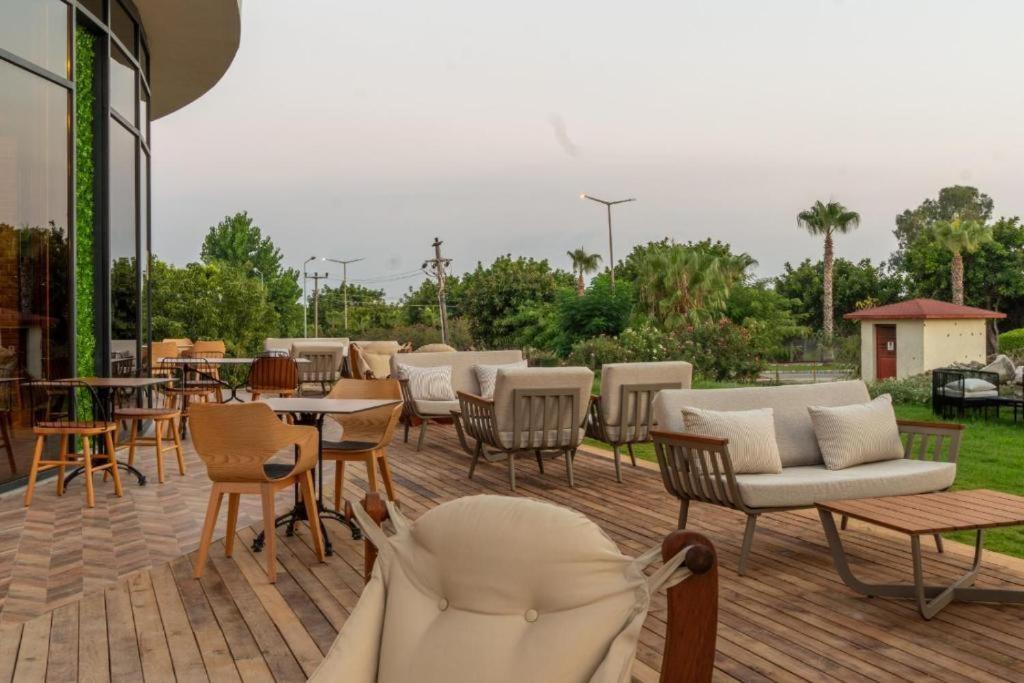 Side Square Hotel Экстерьер фото