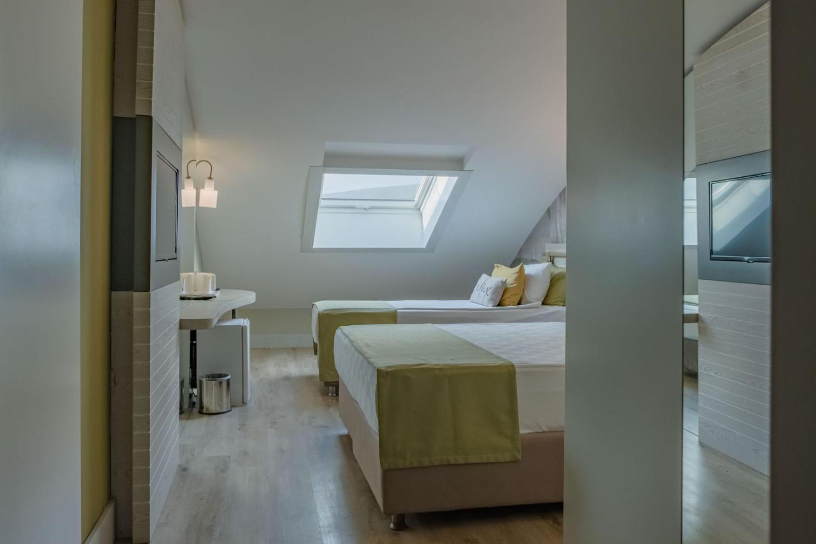 Side Square Hotel Экстерьер фото