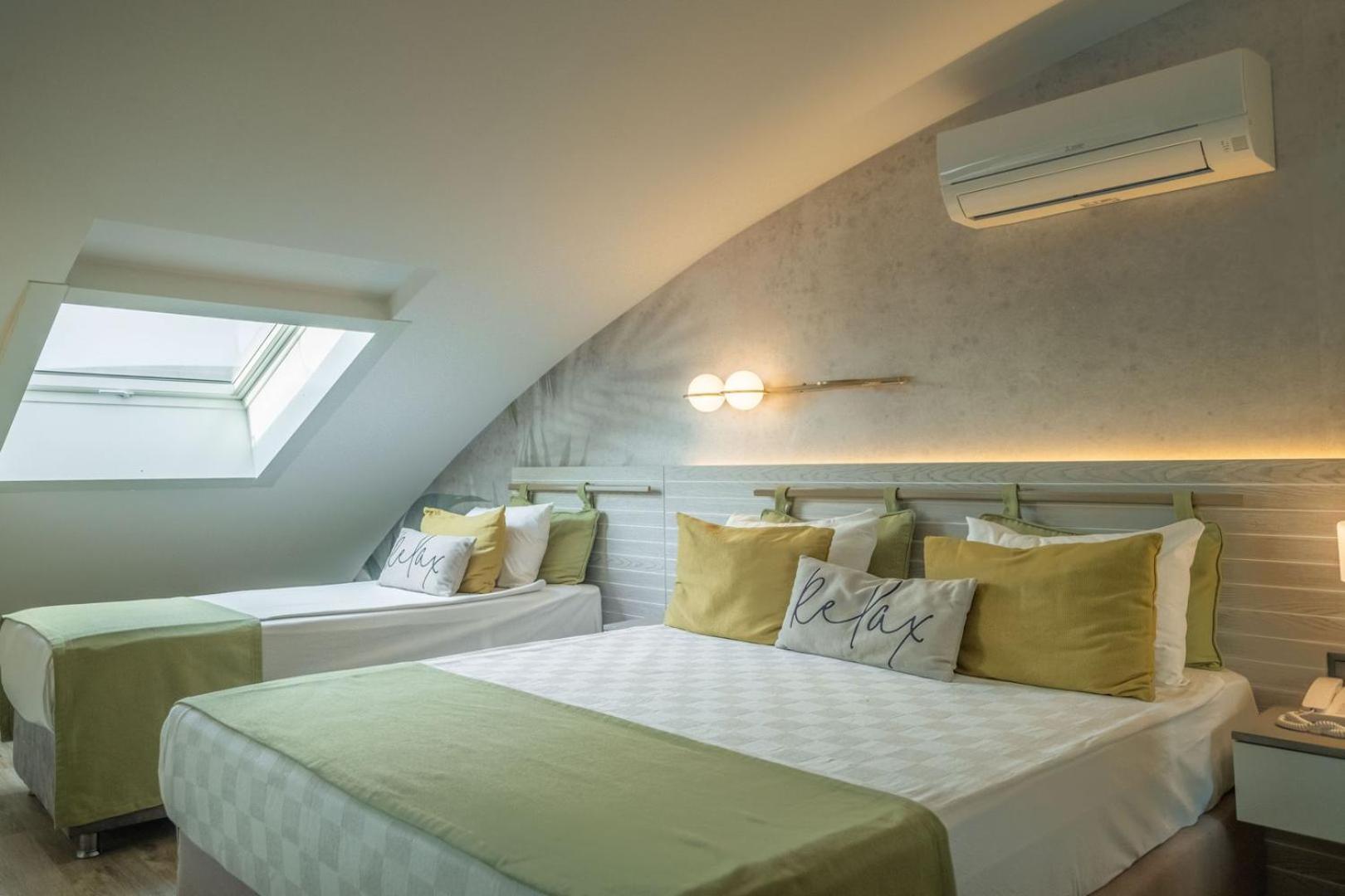 Side Square Hotel Экстерьер фото